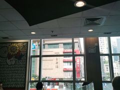 门面-麦当劳(春风店)