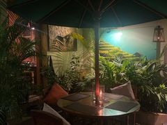 -Sala Thai Restaurant