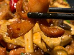 -风光老灶麻辣香锅(大成路翠微百货店)