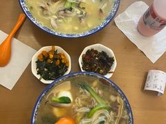 -邱芳粉店(迎宾大道旗舰店)