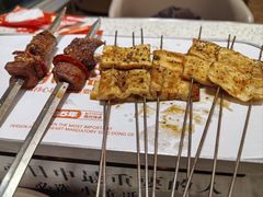 -小董哥烤串·爆汁大油边(故宫店)