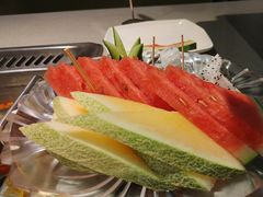 -海底捞火锅(新松江路生日主题店)