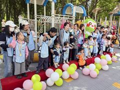 -上海青草地幼儿园