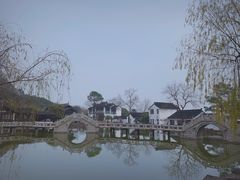 -灵岩山风景区