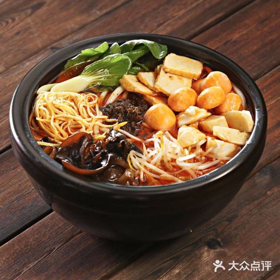 杨记云南过桥米线(华庭路店)