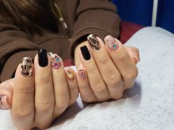 -爱空间美睫健康美甲