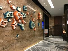 -深圳温德姆至尊酒店·大堂吧·户外花园