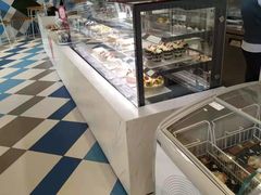 面包甜点陈列柜-85度C(昆山青阳路店)