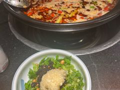 -小饕荟雅安贡椒鱼鲜馆(广福桥店)