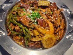 -徐记小怪兽肉蟹煲(中央大街店)