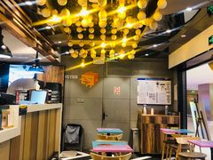 用餐区-Ice Monster冰馆·CNN评选全球十大甜品(国贸商城店)