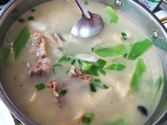 -品鲜村农家菜·阳澄湖大闸蟹(总店)