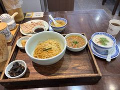-蟹上黄·蟹黄面·江南糖水(人民广场店)