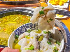 -7号院街鲜鱼府·涮烤一体(酒城华府总店)