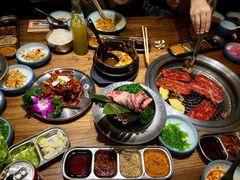 -明洞阿姨·韩式酱蟹烤肉·创意料理(三元桥店)