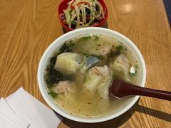 -三好食堂(煎饺·馄饨·肉饼米线·盛世广场店)