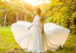 -上花轿婚纱摄影