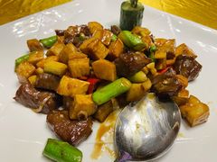 杏鲍鱼菇炒牛肉粒-新海利海鲜城·41年珠海老字号(夏湾店)