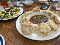 鲅鱼酱配石头饼-聚缘堂·海鲜私房菜(松岭路店)