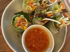 牛油果软壳蟹米纸卷-CHINCHIN 青青·泰国料理(万象食家店)