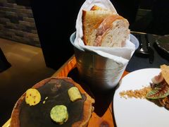 餐前包-AZUL by FUEL蓝色·法式酒馆(琶醍店)