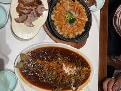 -梅利汴京烤鸭•开封豫菜地标店(东大街店)