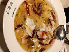 -渔语鱼酸菜鱼新川菜(来福士店)