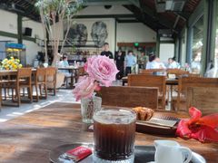 -喜洲吧·江畔老船厂·庭院餐厅(喜临院店)