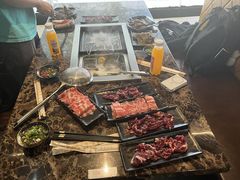 -牛里牛气· 榴莲海鲜鲜牛肉自助火锅·烤肉(横岗店)