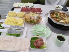 -牛百道·鲜活牛肉馆(天一店)
