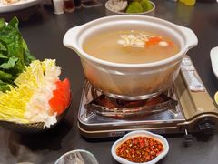 -新天明砂锅鱼头煲