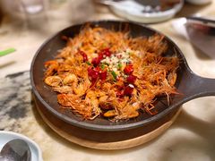 弄堂里的油爆河虾-弄堂里(西溪龙湖天街店)