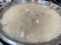 -老来福·非遗酸汤兔(凯旋路店)
