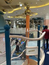 -奈尔宝·儿童乐园·亲子餐厅(苏州大悦城店)