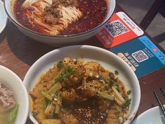 -全牛匠·乐山跷脚牛肉(西单华威约饭街店)