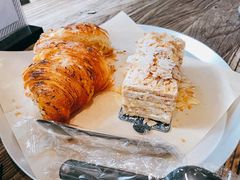 牛角包和拿破仑蛋糕-来回·咖啡(天河南店)