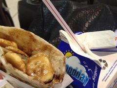 牛奶好好喝哦-吉隆坡国际机场