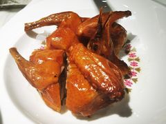 陶陶居脆皮乳鸽-陶陶居酒家(新天地店)
