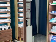 -LensCrafters亮视点(东方新天地店)