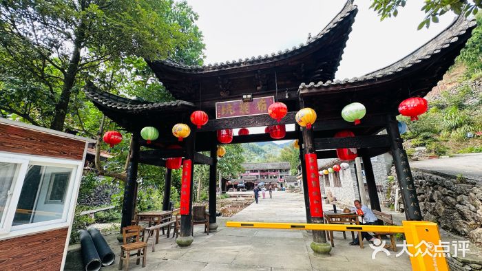 布袋山风景区图片