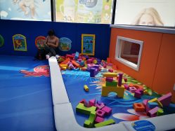 -孩子王童乐园(马群店)