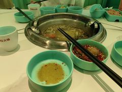-季季红火锅(柳州城中万达二店)