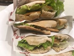 -一叶一世界·素食餐厅(锦华万达店)
