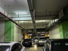 -五月花生活广场-停车场