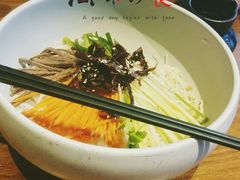 鸡丝凉米线-云海肴·汽锅鸡·云南菜(天山百盛优客店)