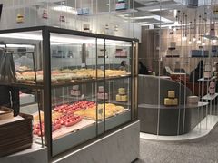 面包甜点陈列柜-奈雪的茶(市百一店)