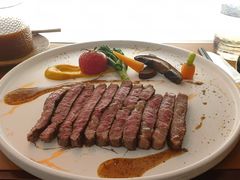 澳洲和牛西冷牛排（M6）-Golden Lily河内巴黎法越料理餐厅(建国西路店)