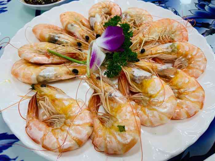 鸿运海鲜楼-"重点来了:中午去吃,千万不要选挂在明档鹅.