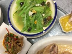 -皇马海口湾海景酒店(万绿园秀英港店)