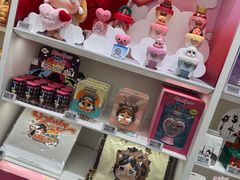 -泡泡玛特POPMART(凯德大峡谷店)